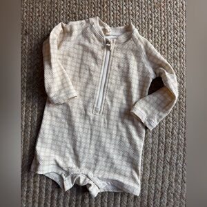 Quincy Mae Cream Patterned Kids Bodysuit